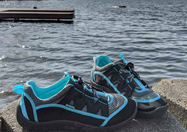 Water shoes wholesale 2025